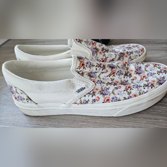 Vans Floral Slip Ons - Picture 3 of 4